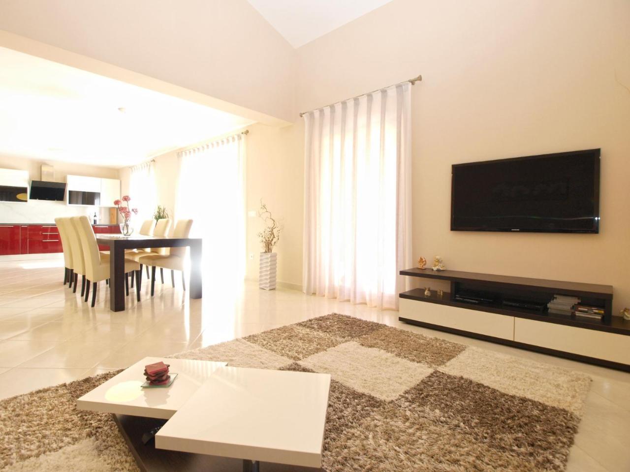 House Brigita 1762 Villa โปเรช ภายนอก รูปภาพ